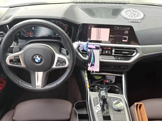 BMW 3 Series — Фото автомобиля 6
