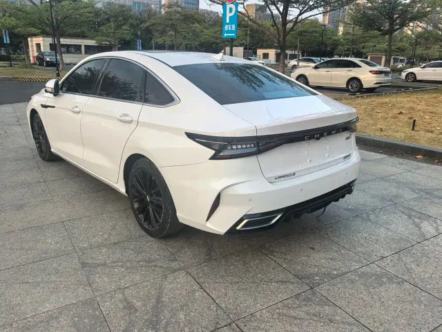 Chery Arrizo 8 — Фото автомобиля 14