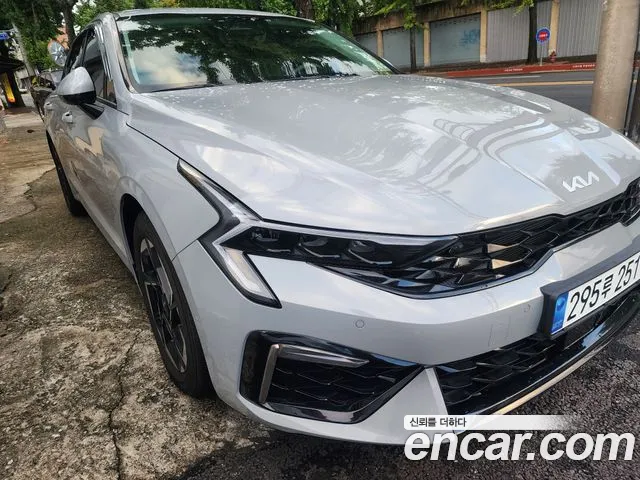 Kia K5 Новый K5 3 поколение 2.0 LPi(Для проката) — Фото автомобиля 17