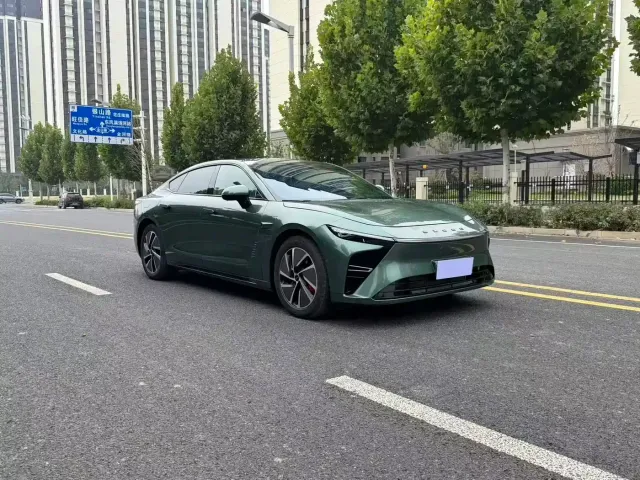 Exeed Exlantix ES 2025 Range Extender Pro Highway Assist — Фото автомобиля 3