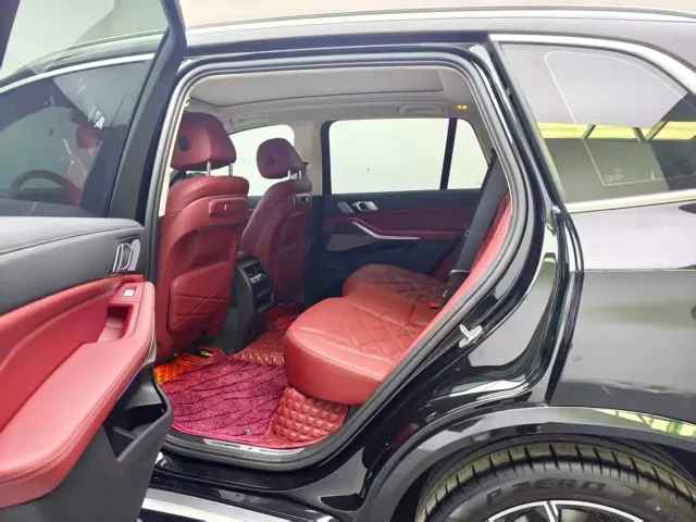 BMW X5 — Фото автомобиля 10