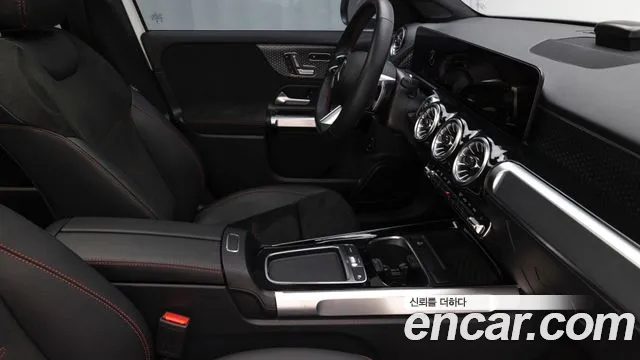 Mercedes-Benz GLB-Class X247 — Фото автомобиля 12