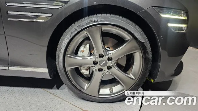 Genesis G80 Бензин 3.5 турбо AWD — Фото автомобиля 21