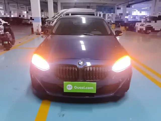 BMW 1 Series — Фото автомобиля 2