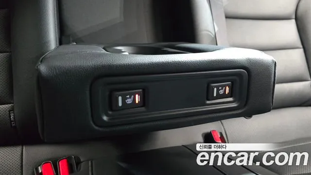 Renault-KoreaSamsung QM6 Новый QM6 2.0 LPe LE Signature 2WD — Фото автомобиля 19