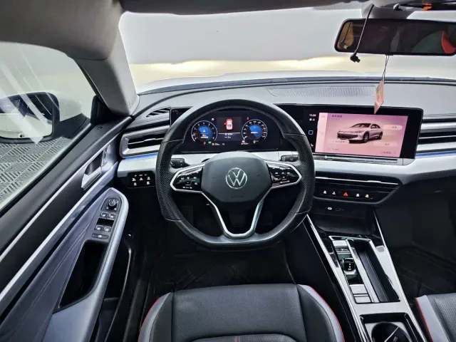 Volkswagen Lamando — Фото автомобиля 13