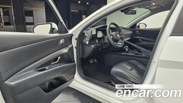 Hyundai Avante — Фото автомобиля 15