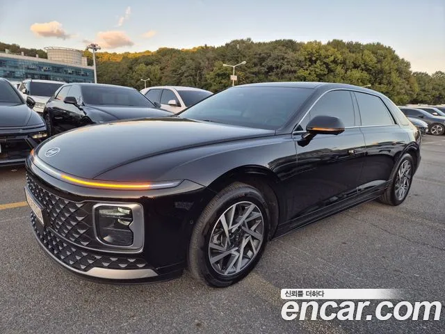 Hyundai Grandeur GN7 — Фото автомобиля 2