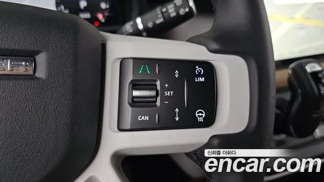 Land Rover Defender Defender (L663) 110 P300 X-Dynamic SE — Фото автомобиля 29