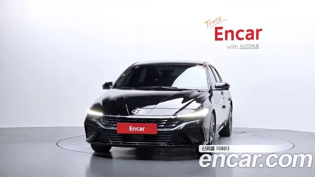 Hyundai AVANTE — Фото автомобиля 3