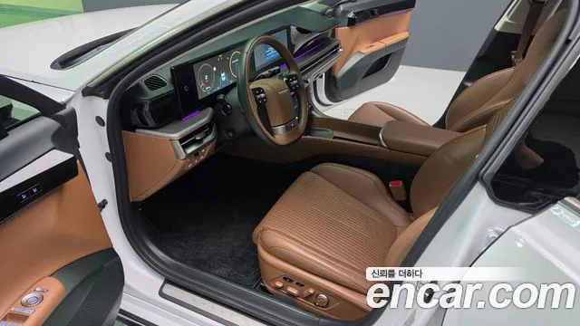 Hyundai Grandeur GN7 — Фото автомобиля 10