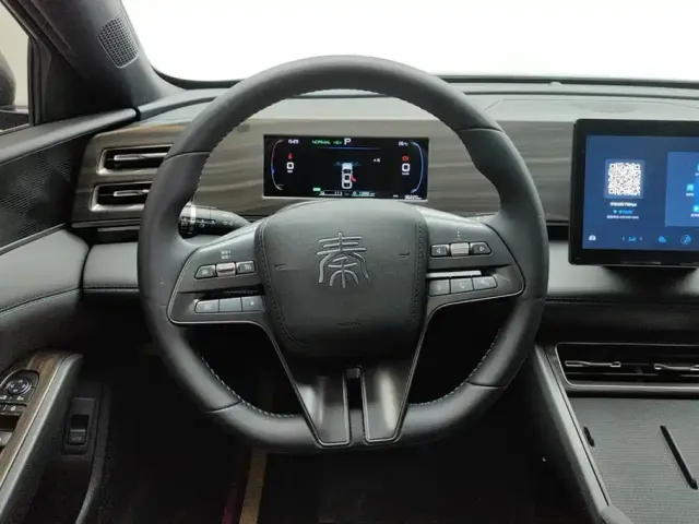 BYD Qin L — Фото автомобиля 15