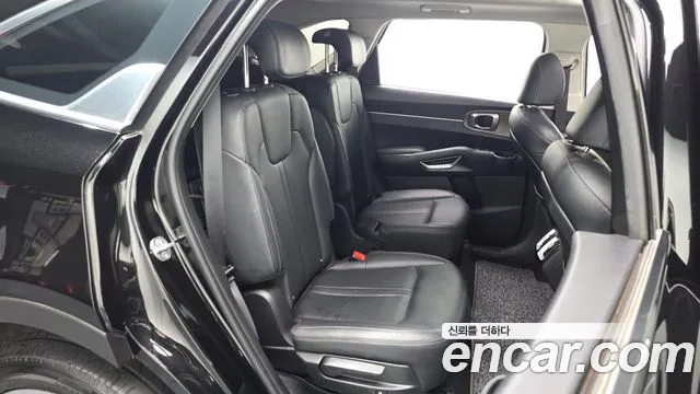 Kia Sorento Sorento 4-е поколение Бензин 2.5T 2WD — Фото автомобиля 11