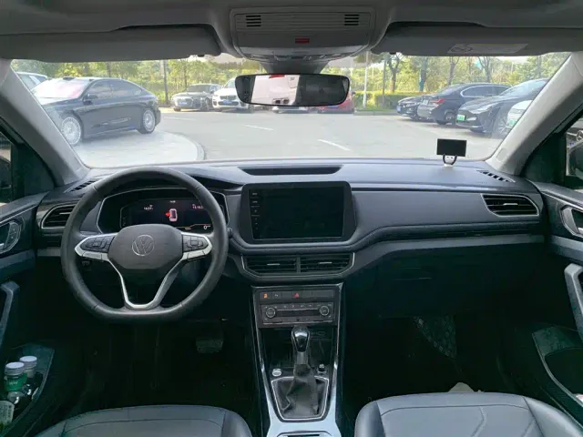 Volkswagen Tharu — Фото автомобиля 6