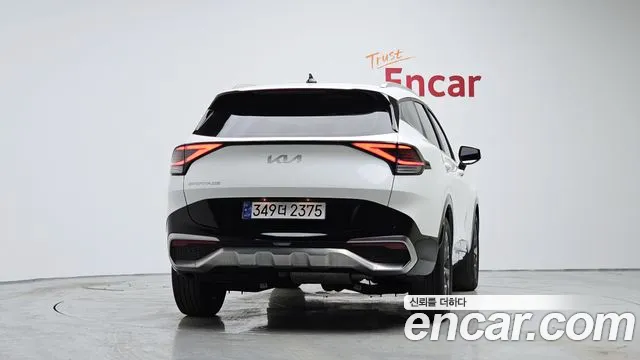 Kia Sportage Sportage 5-е поколение Дизель 2.0 2WD — Фото автомобиля 4
