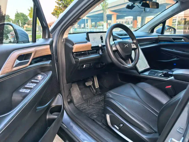 Xpeng P5 — Фото автомобиля 18