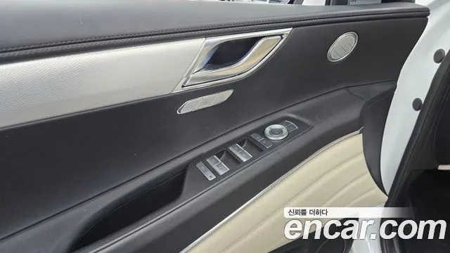 Genesis GV80 — Фото автомобиля 24