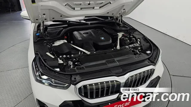 BMW 5-Series — Фото автомобиля 6