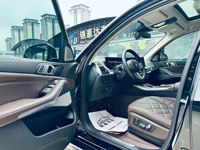 BMW X5 — Фото автомобиля 4