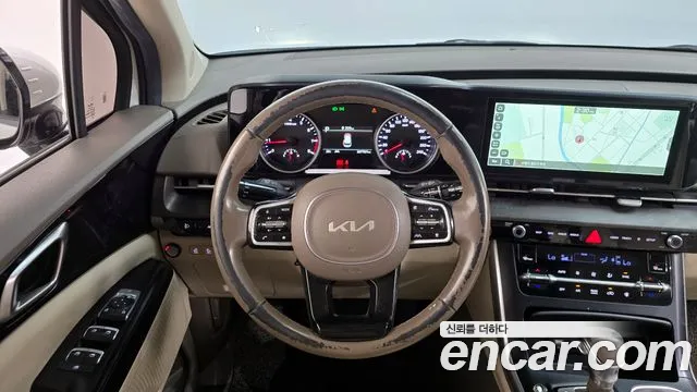 Kia Canival — Фото автомобиля 13