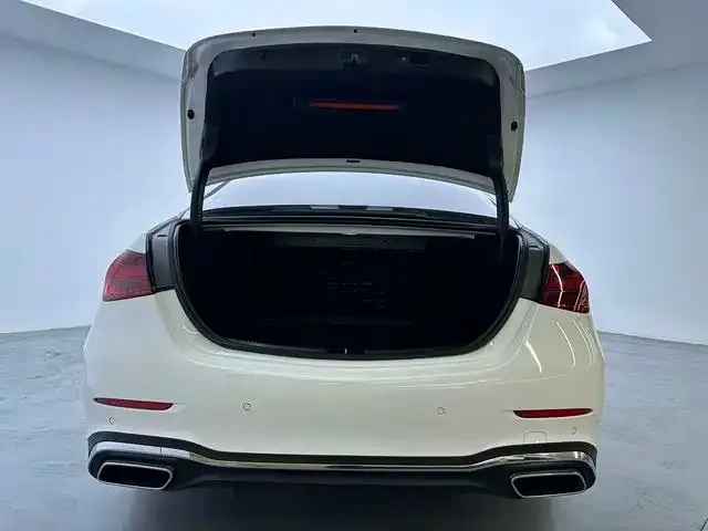 Mercedes-Benz C-Class — Фото автомобиля 13
