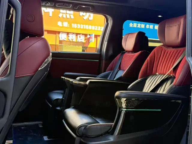 GAC Trumpchi M8 — Фото автомобиля 11