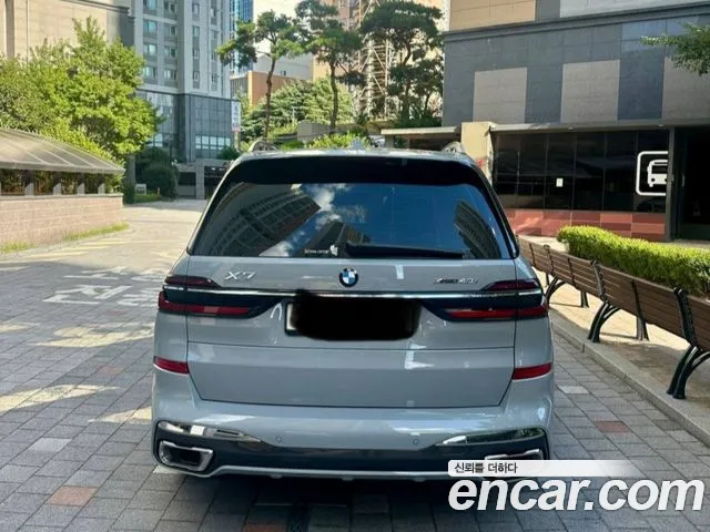 BMW X7 — Фото автомобиля 5