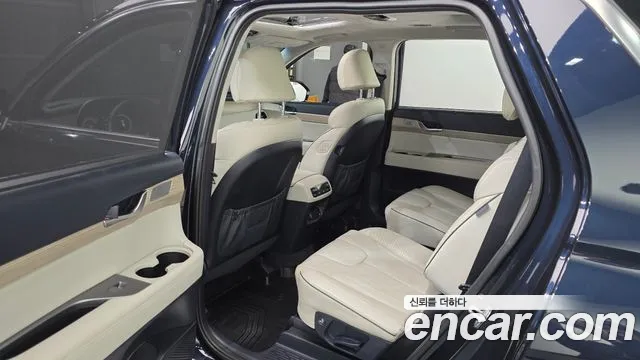 Hyundai Palisade Palisade Бензин 3.8 2WD — Фото автомобиля 11
