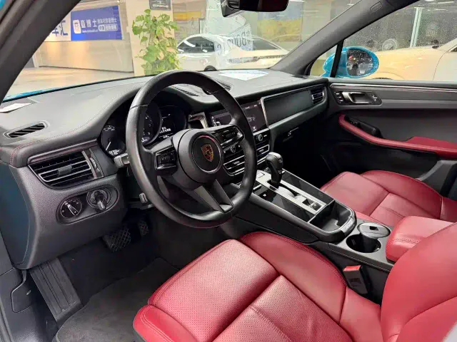 Porsche Macan — Фото автомобиля 3