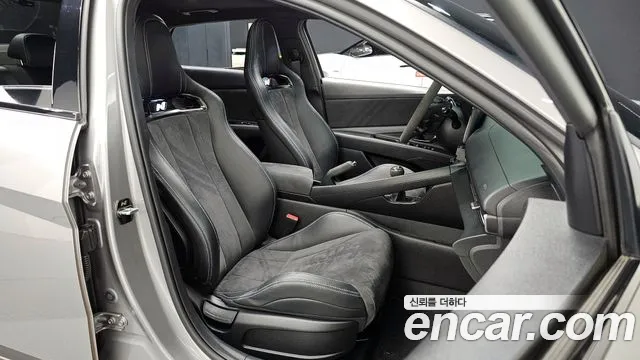 Hyundai AVANTE — Фото автомобиля 12