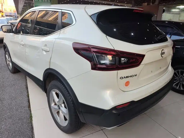 Nissan Qashqai — Фото автомобиля 9