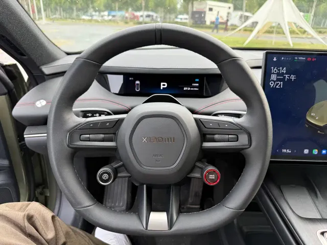 Xiaomi SU7 — Фото автомобиля 15