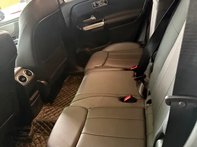 Mercedes-Benz GLB-Class — Фото автомобиля 6