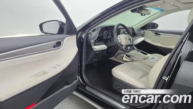 Hyundai Grandeur (New) Hybrid — Фото автомобиля 10