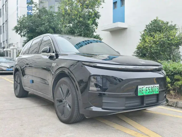 Li Auto L6 — Фото автомобиля 3