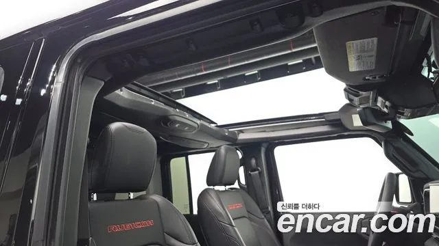 Jeep Wrangler — Фото автомобиля 21