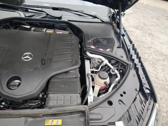 Mercedes-Benz S-Class — Фото автомобиля 21