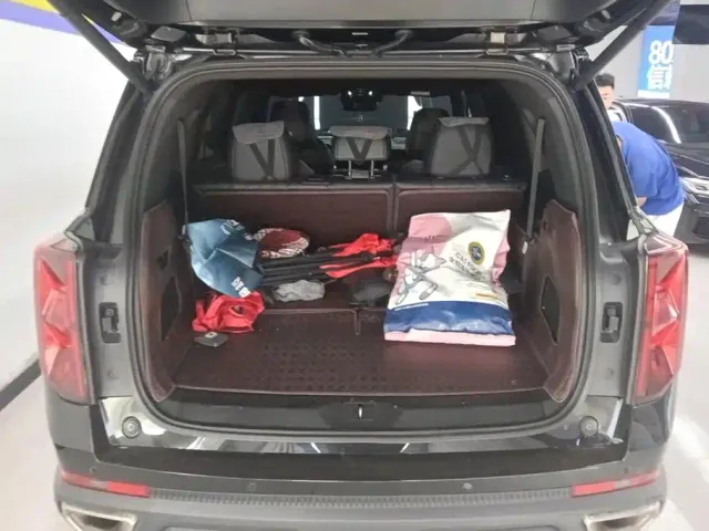 GAC Trumpchi GS8 — Фото автомобиля 4