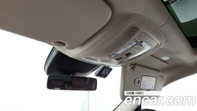 Mercedes-Benz GLS-Class — Фото автомобиля 15