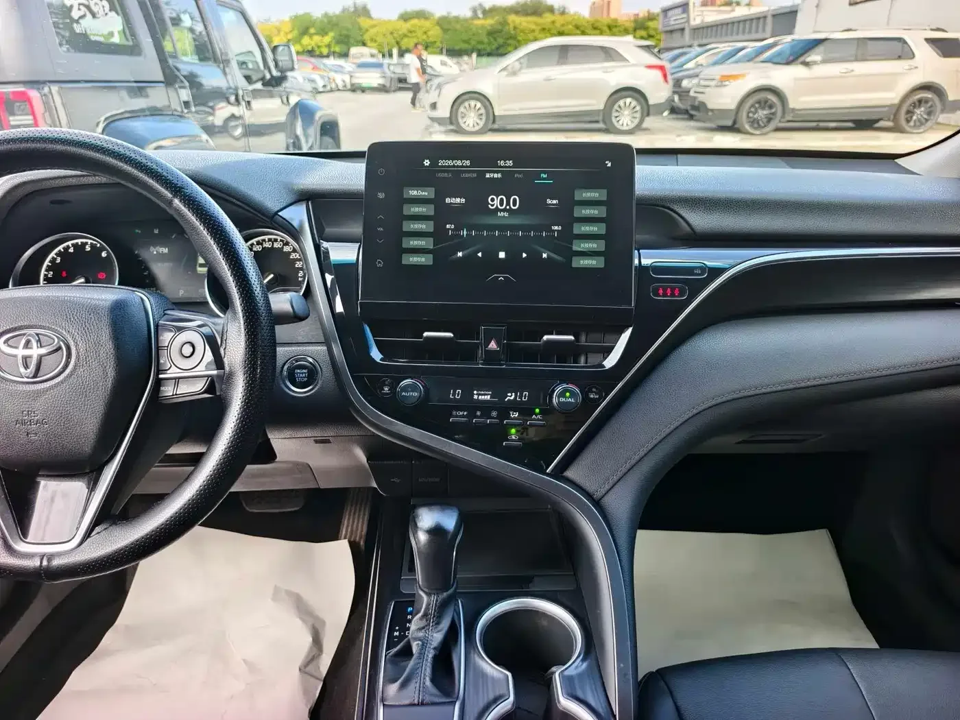 Toyota Camry 2023 2.0G Luxury Edition — Фото автомобиля 15