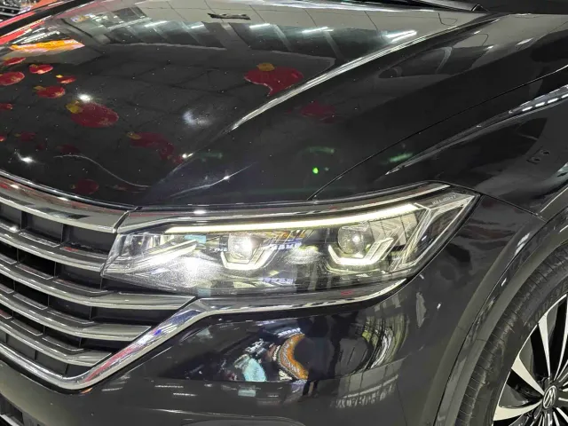 Volkswagen Viloran 2023 Facelift 380TSI Flagship Edition — Фото автомобиля 3