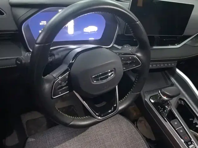 Geely Xingrui — Фото автомобиля 14