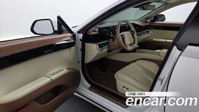 Hyundai Grandeur GN7 — Фото автомобиля 15