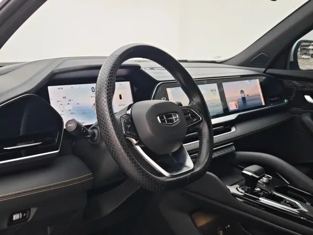 Geely Xingyue L — Фото автомобиля 15