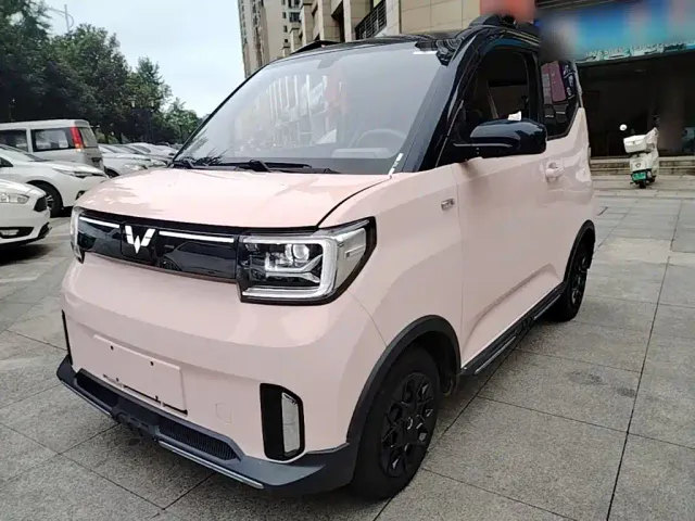 Фотография автомобиля — Wuling Hongguang Mini EV