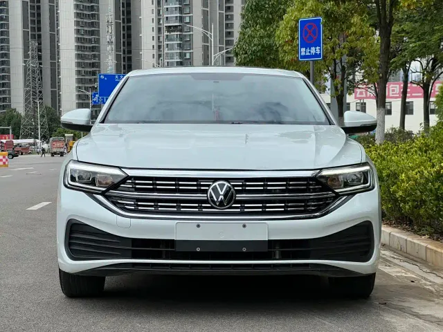 Volkswagen Sagitar — Фото автомобиля 8