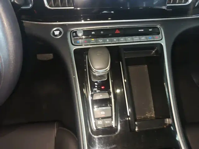GAC Trumpchi M8 — Фото автомобиля 13