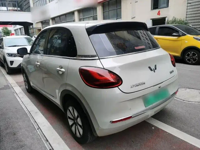 Wuling Bingo — Фото автомобиля 4