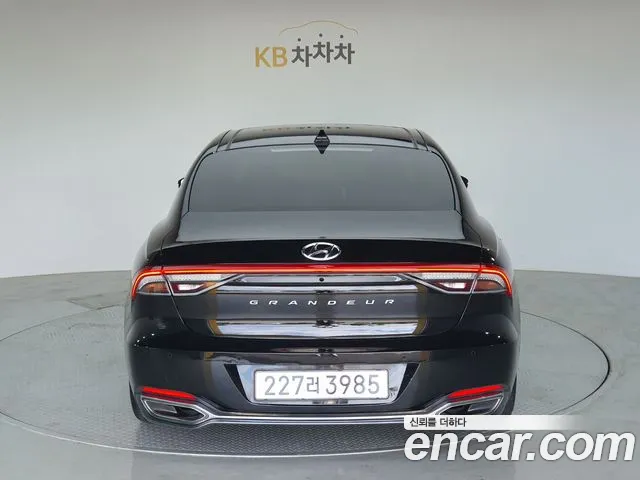Hyundai Grandeur Новый Grandeur IG — Фото автомобиля 6