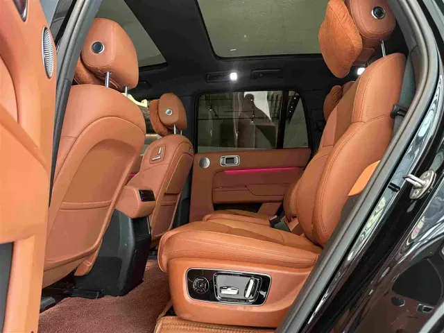 Li Auto L8 — Фото автомобиля 6